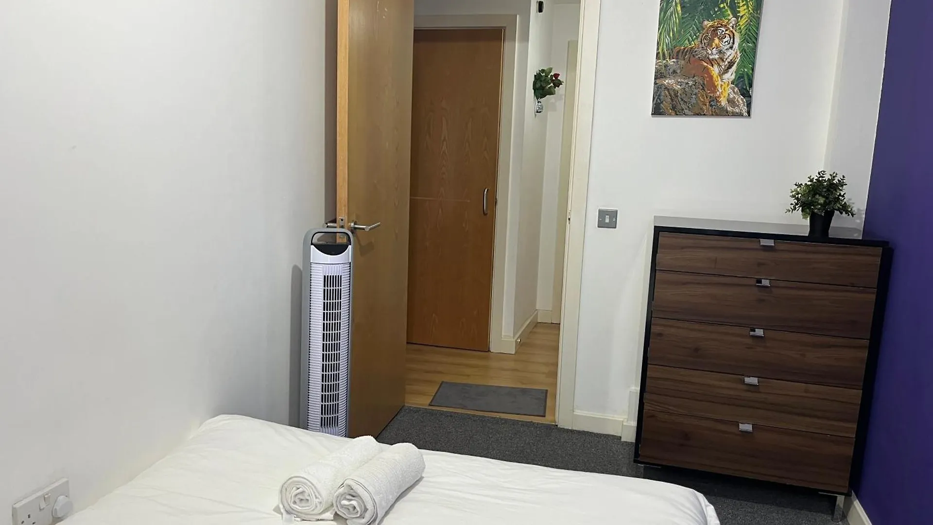 London Luxury Holiday Home B