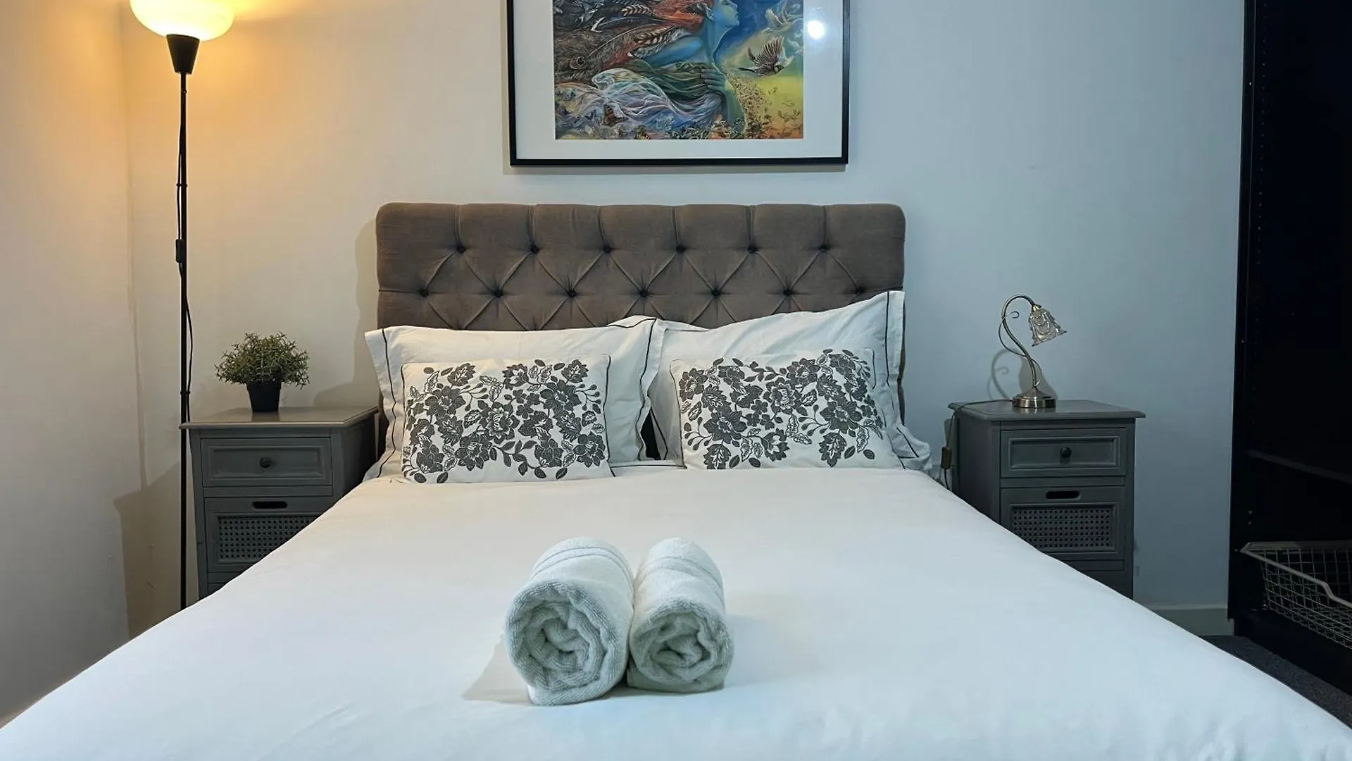 London Luxury Holiday Home B 0*,