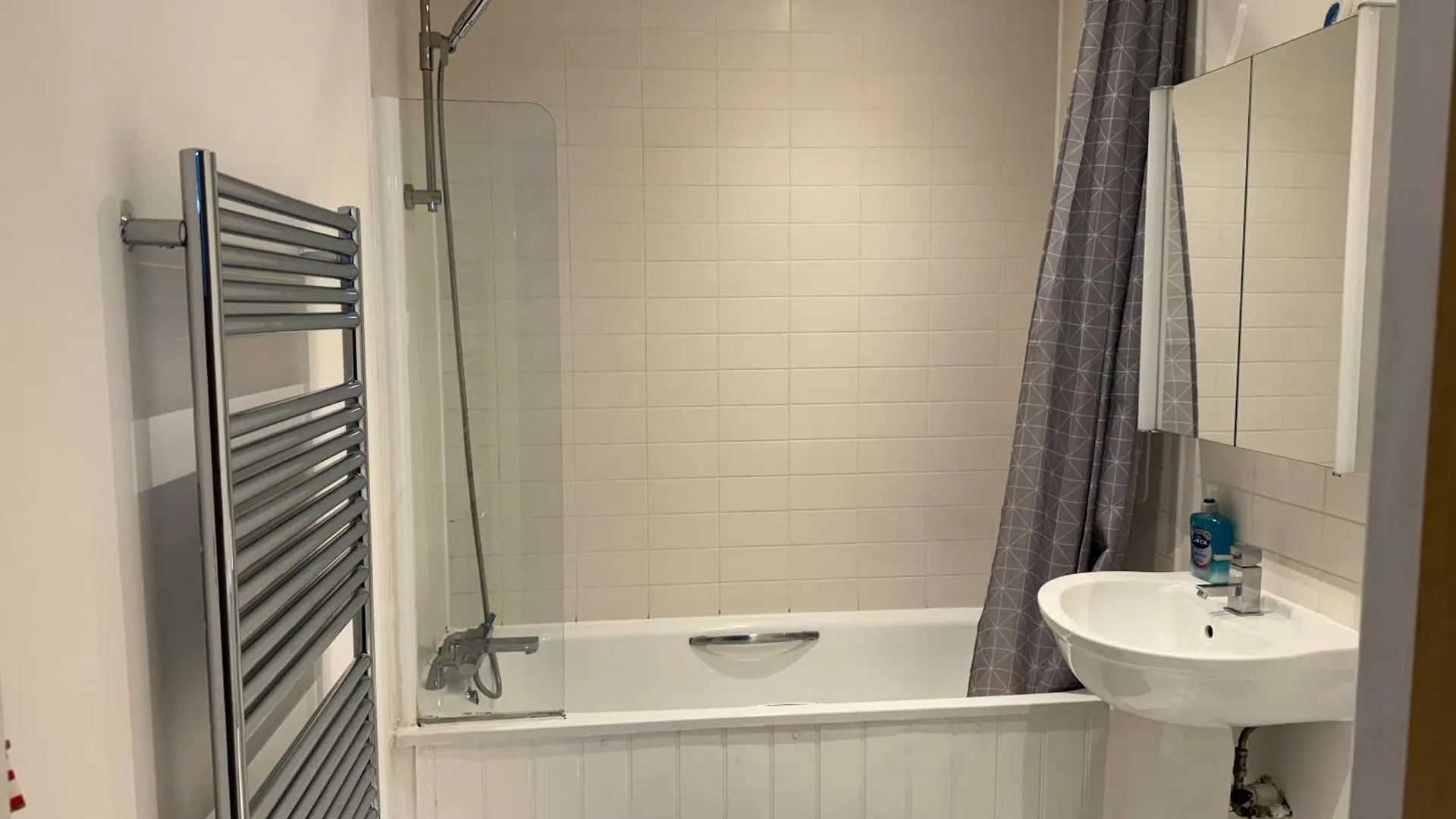 London Luxury Holiday Home B